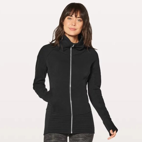 SOLD 🥰🩷: Lululemon Radiant Jacket - Picture 1 of 13